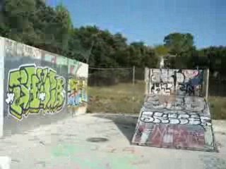 graffiti enem samer prout nimes 2008