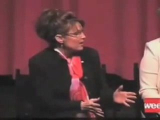 Palin's contradictory statements on Hillary Clinton