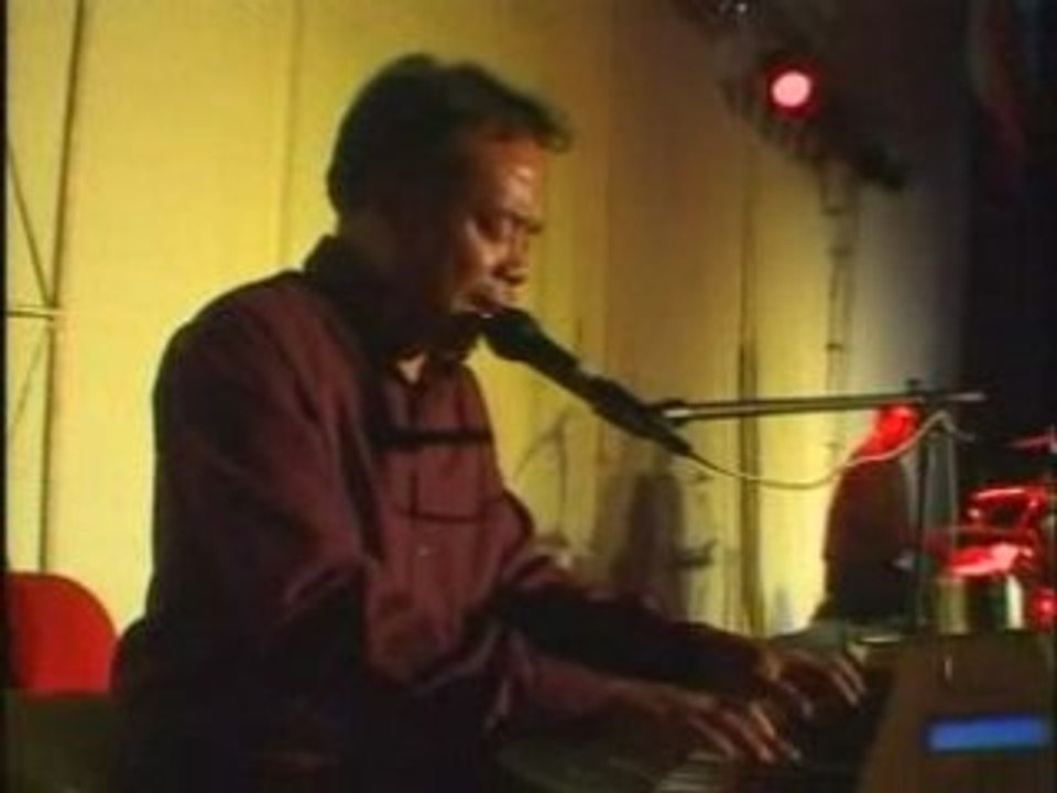 Feno anao - Mahaleo + Rodobe