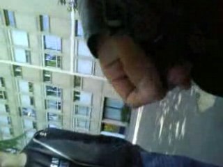 Jacky, on trouve ou des fleurs pour la prof d'anglais ??