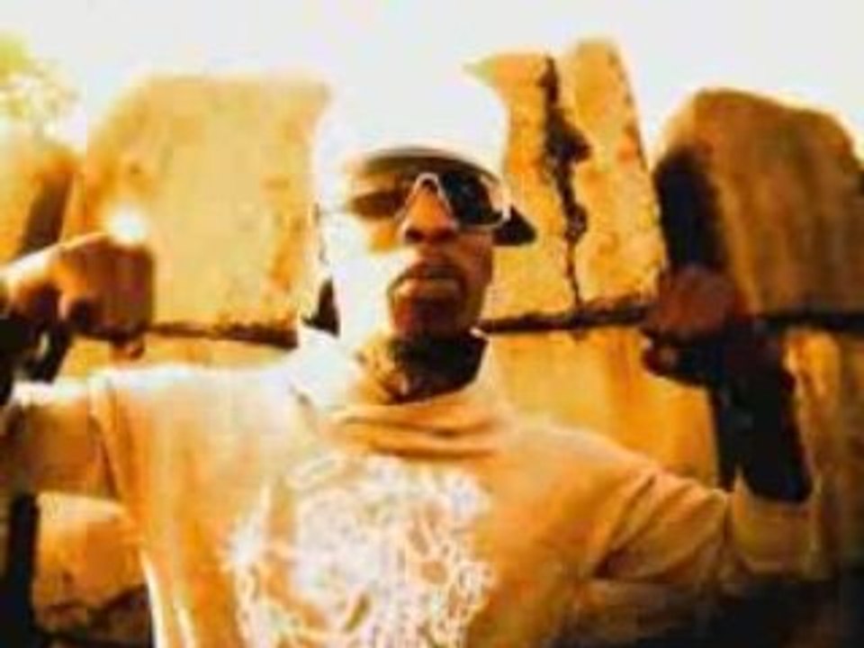 Smif N Wessun ft. Joell Ortiz and Rock - Stomp