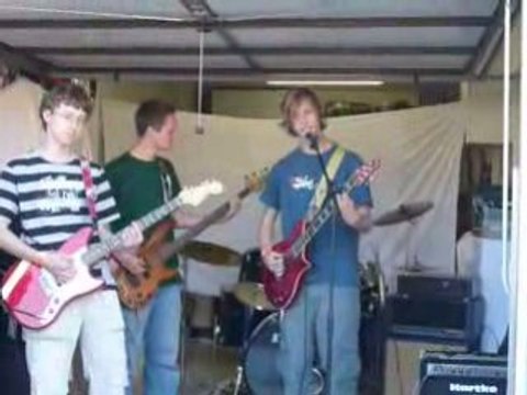 Tropical Red Lights-Fluorescent Adolescent (Arctic Monkeys)