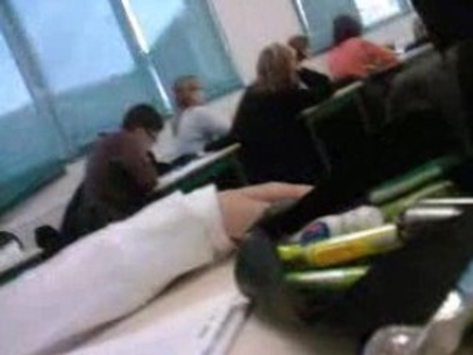 Laisse pas trainer ton fils by Yasmina