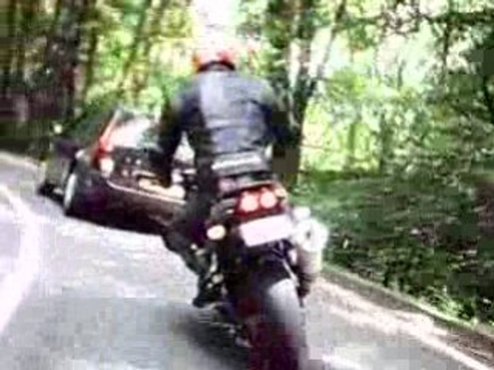 17 tournants Aprilia Tuono 1000