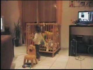 29-09-2008  Linoa s'éclate avec son papa