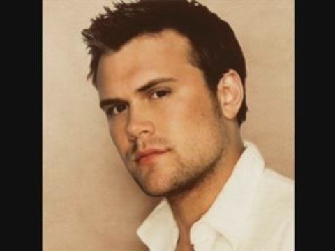 Daniel Beddingfiel The Killers Somebody Told Me live lounge