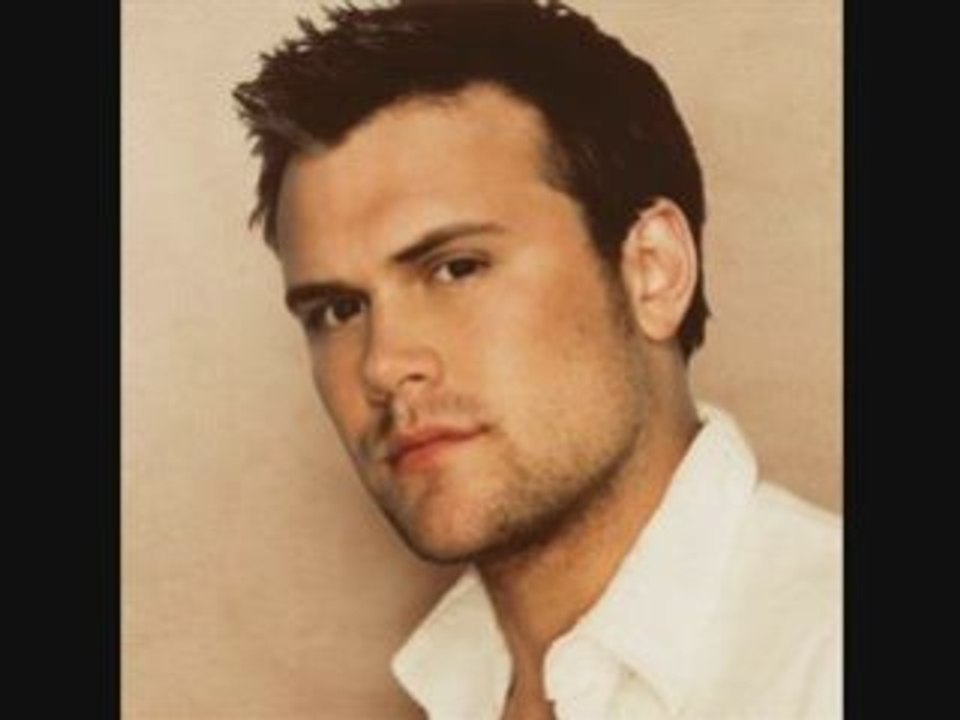 Daniel Beddingfiel The Killers Somebody Told Me  live lounge