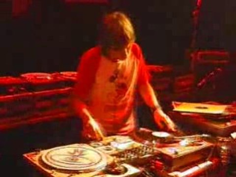 Vitalic Poney Ep - Lil'mike des Birdy Nam Nam Remix