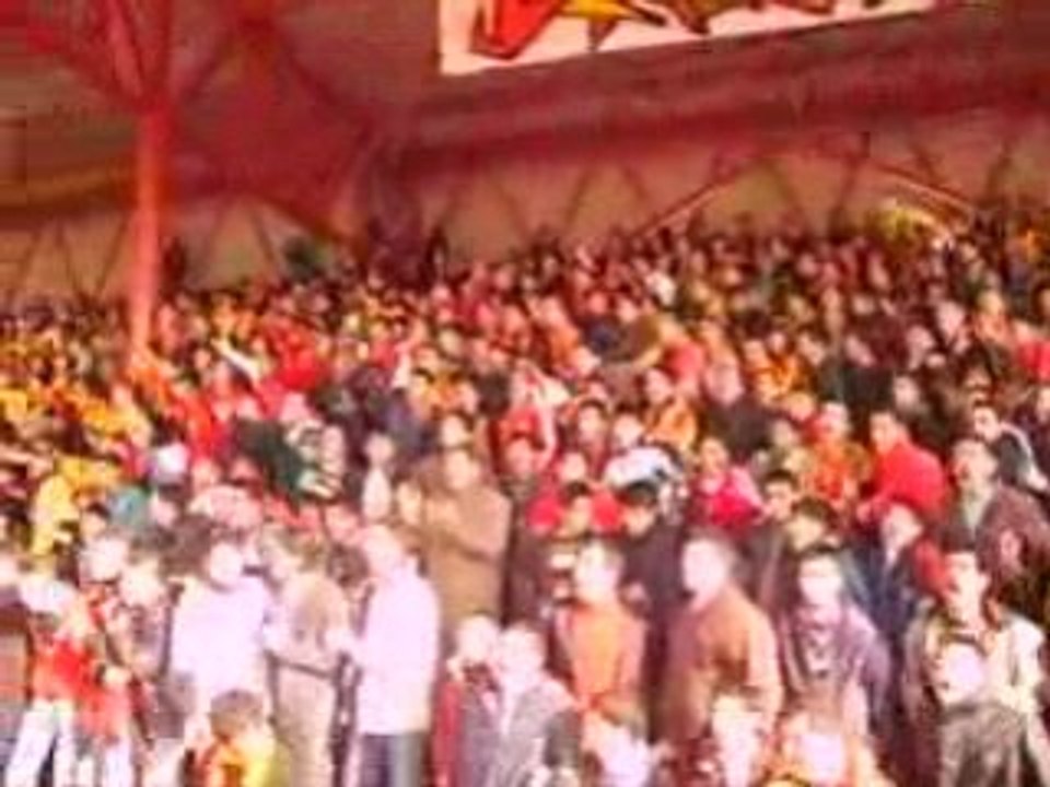 Derebeyleri üçlü Malatyaspor Maraton tribünü Taraftar