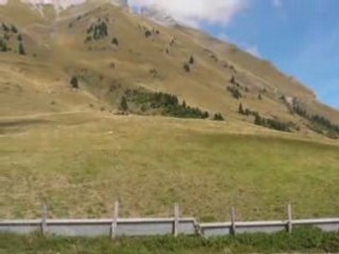 Le col des Aravis, La Clusaz