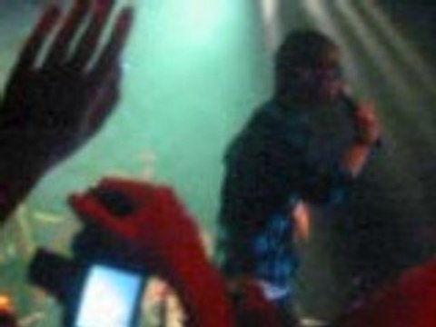 Killerpilze- Bataclan; Poum tchak Poum poum TCHAAK ;-)