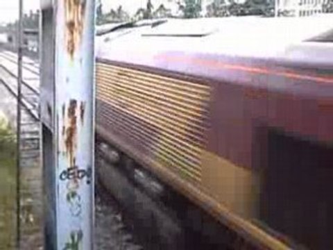 deux trains ter et train de marchandise à Lyon 30.09.08