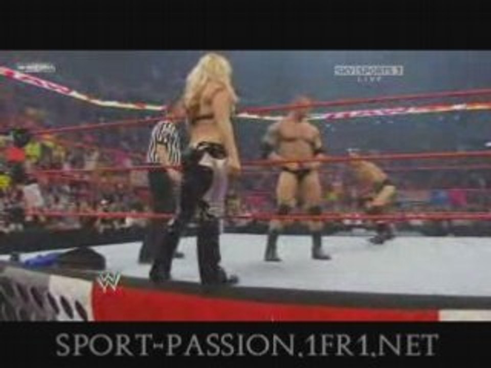 Raw 29/09/08 Batista Vs Santino Marella