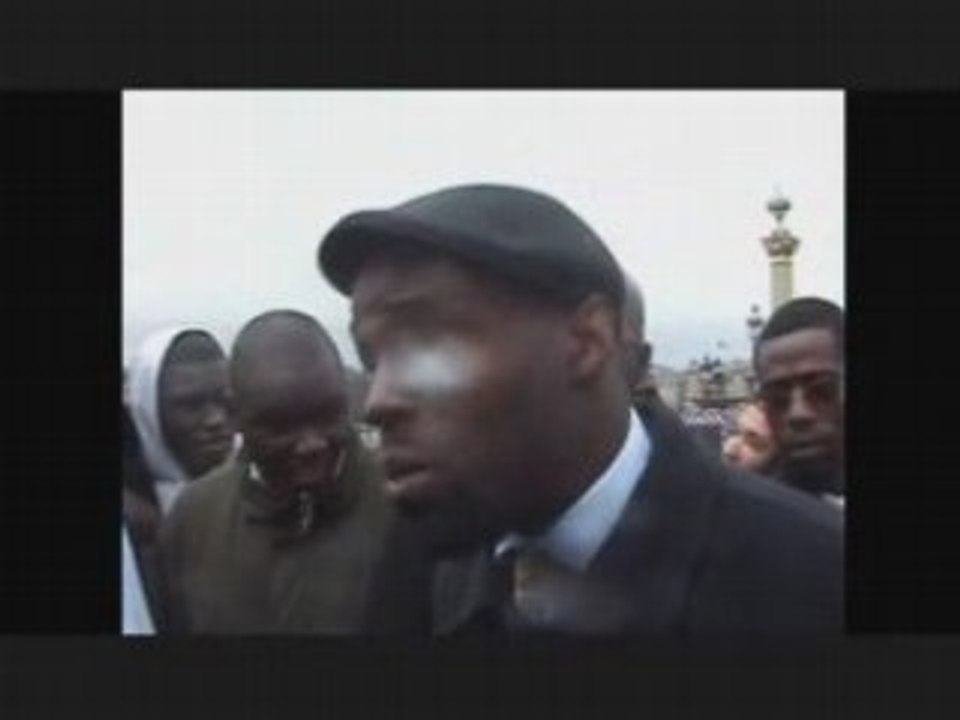 Kemi Seba (MDI) accueille Muammar Al Khadafi