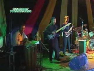 Rija Rasolondraibe -  Tsy maintsy - live Mahamasina