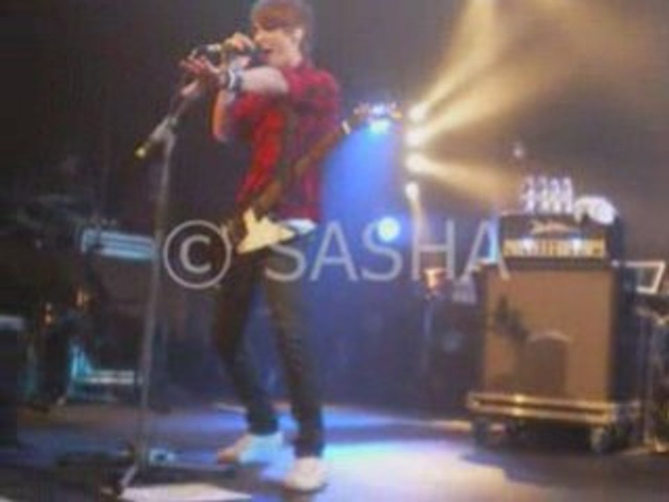 26.09.08 : Stress im Nightliner rmix Killerpilze L'orangerie