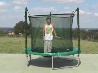 Petit trampoline avec filet 2m50