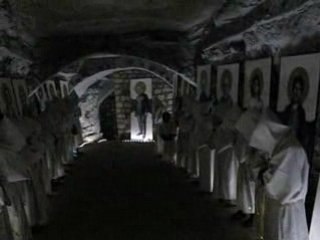 En attendant l'idole...