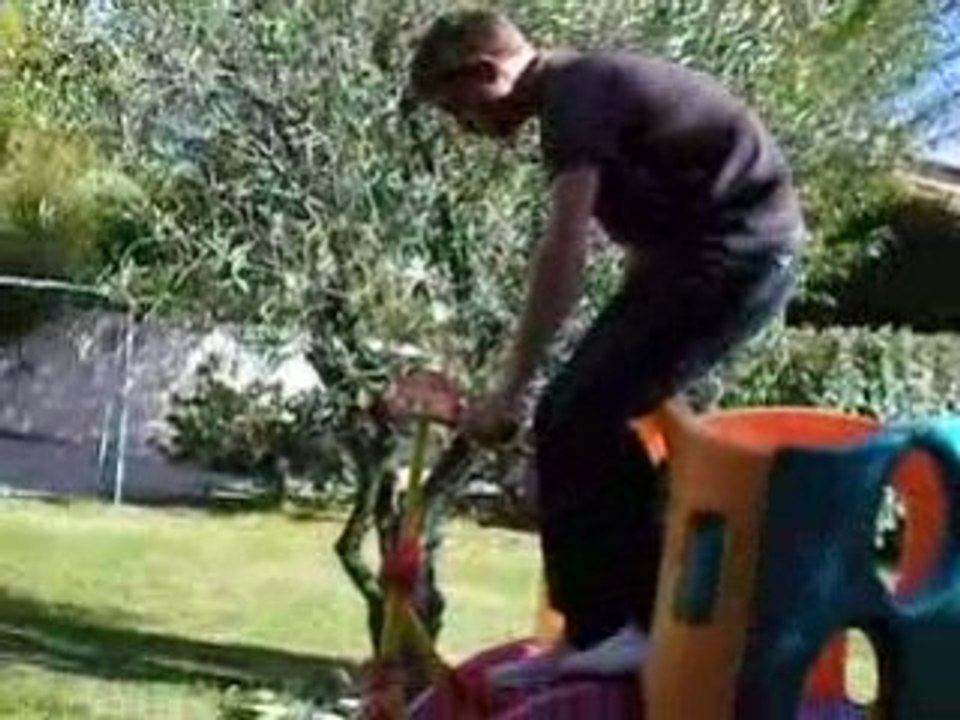 Deuxième gamelle en trotinette