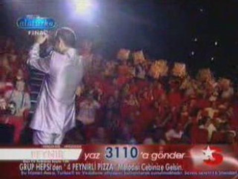 Popstar Adnan ellerim bomboş