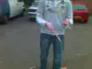 tom aan het spelen
