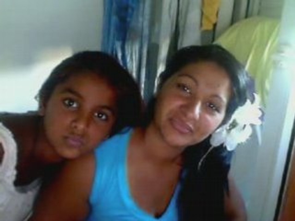 NINA Y BEBEIYO OLAAAAAANINA