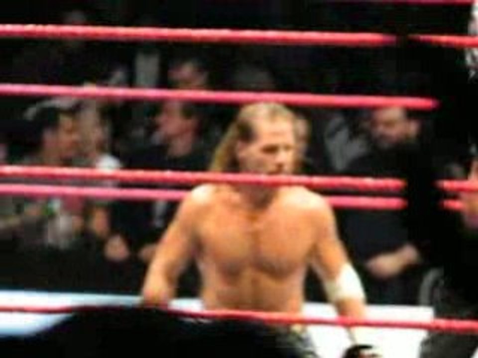 RAW à Bercy : sweet chin music d'HBK et GTS de CM Punk