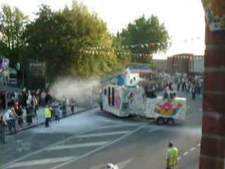 Carnaval canon a confettis