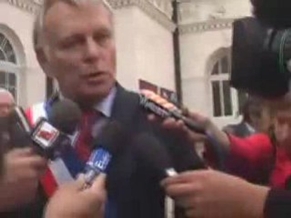 Jean-Marc Ayrault reçoit le Dalaï Lama