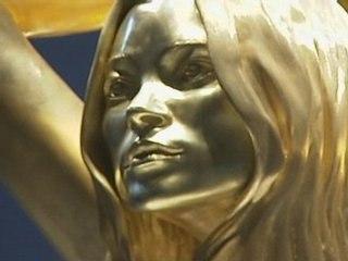 Golden statue of Kate Moss unveiled
