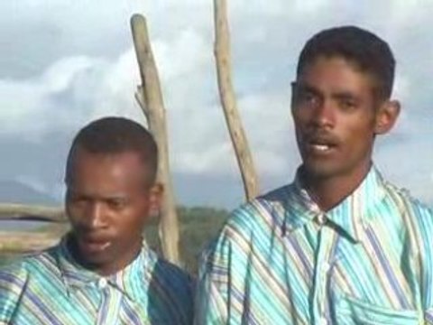 Saotra sy Dera - Ny foko ry Jehovah - FifohazanaManolotrony