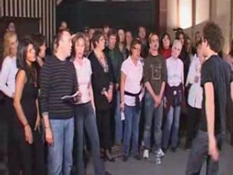 Clip en studio de l'hymne ICF