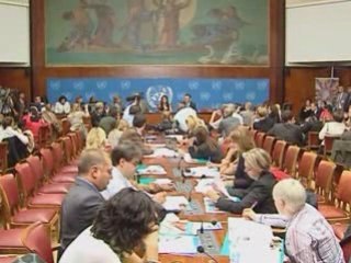 Actress Salma Hayek supports vaccination campaign