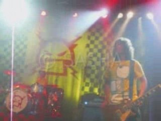28.09.08 : Sommer Killerpilze. Le bataclan