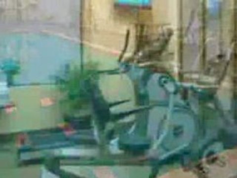 Hampton Inn & Suites Milwaukee Downtown, WI Video Tour