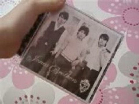 S.O.S concour des Jonas Brothers (par Manon et Anaïs)