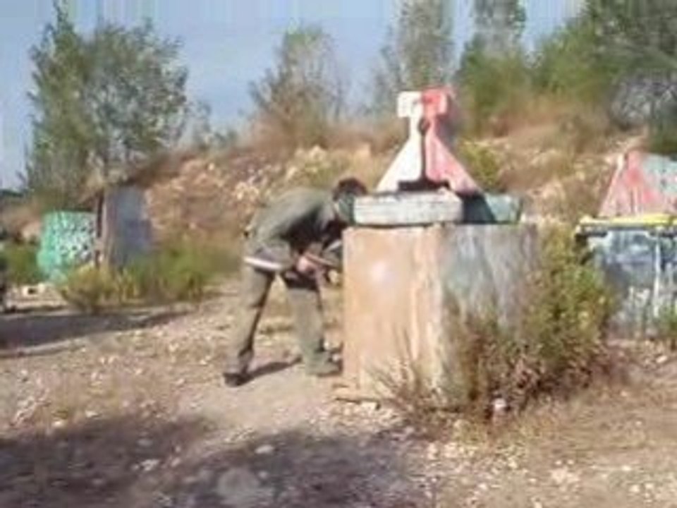 Regis et ces potes en action paint ball