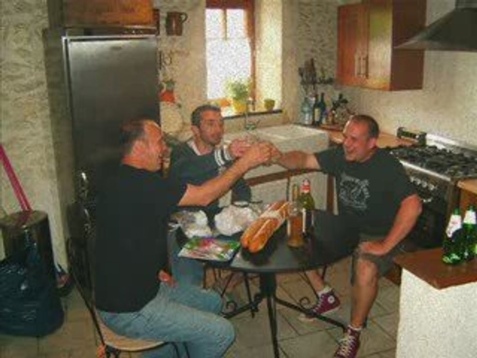 Reprise de "luke - hasta siempre" Enregistré chez jipi