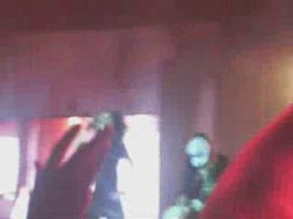 Montage du concert de Tokio Hotel au PDP