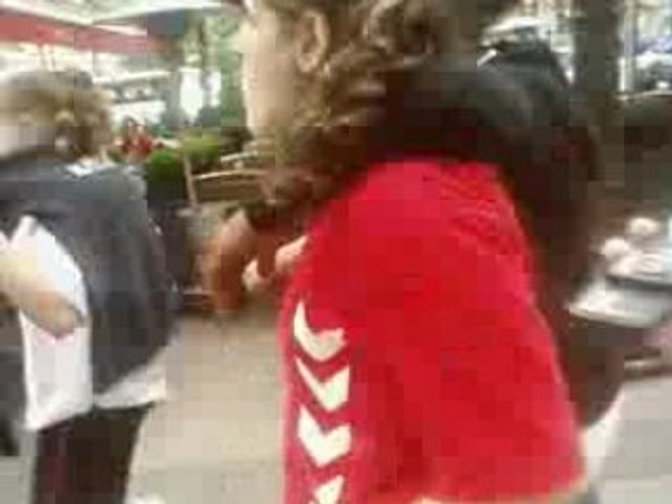 BORDEL SUR LES CHAMPS ELYSE