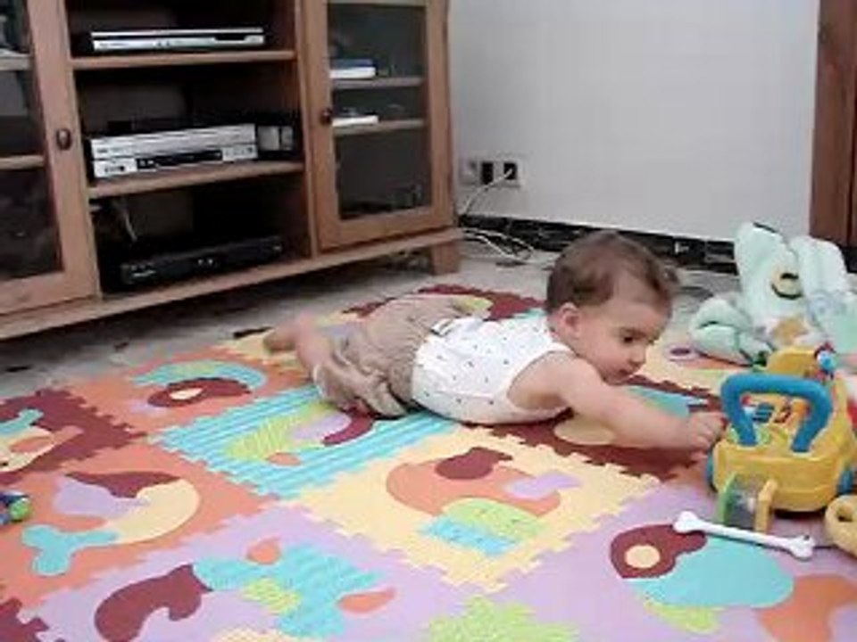 Le début du quatre pattes