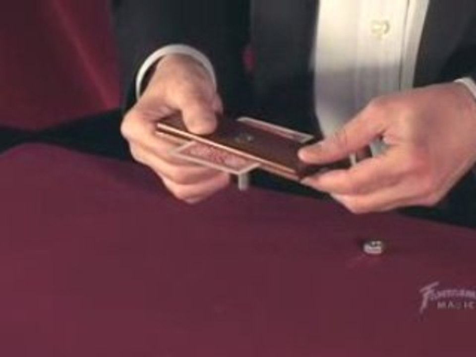 Dutch Sandwich Trick From Fantasma Magic