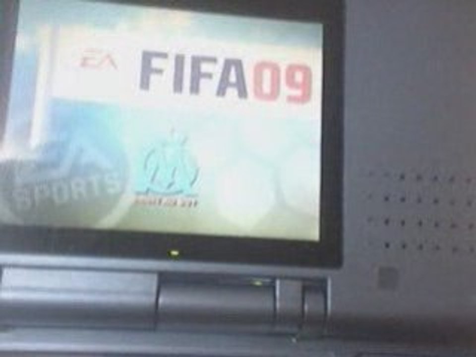 Fifa 09  DS coup d'envoi et deviens pro