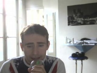 Wiwi égratigne "Tout petit coeur solitaire"