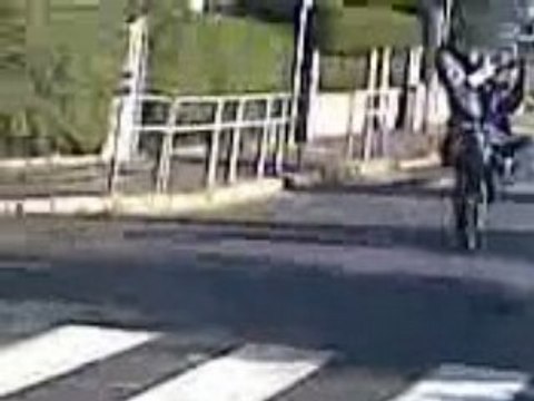 DANY FROTE LE GARDE BOU ARIERE YZ125 GOUSS