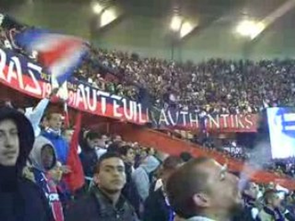 PSG - KAYSERISPOR    échange AUTEUIL - BOULOGNE