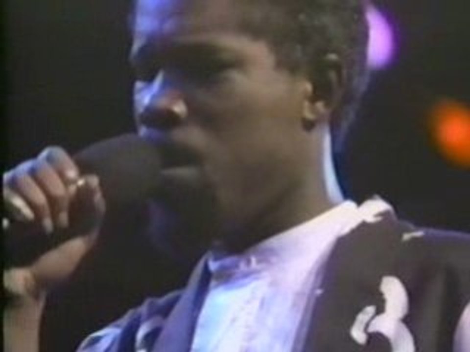 WHEN SOMETHING IS WRONG WITH MY BABY