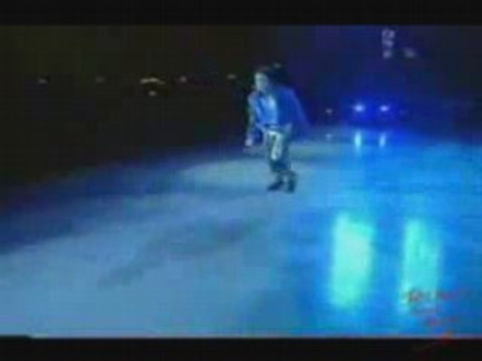 MICHAEL JACKSON  Live in Brunei - (The Way You Make Me Feel)