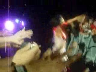 Entré de Candice Michelle Paris Bercy 2008