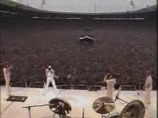 Queen -  We Will Rock You ( Live Aid 1985 )
